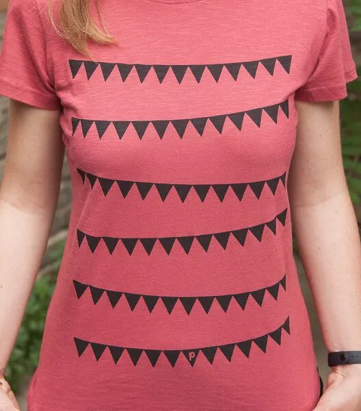 päfjes päfjes Wimpel - fair gehandeltes Frauen T-Shirt - aus Baumwolle Bio - Slub, Rot, – Produktbild 4 von 4