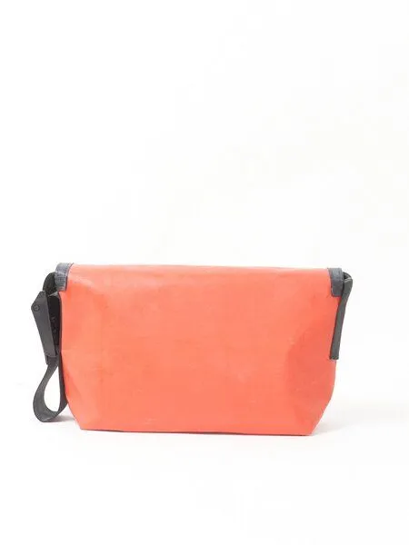 Freitag Freitag F41 Hawaii Five-O - red (000004103427) – Produktbild 3 von 3