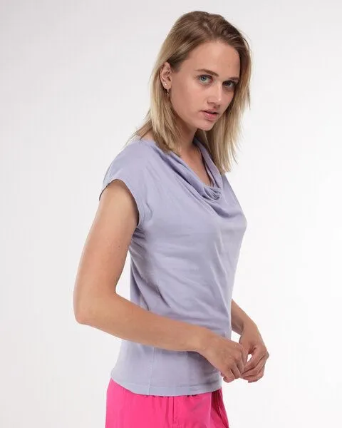 Alma & Lovis Alma & Lovis Shirt mit Wasserfall-Ausschnitt, aus Bio-Baumwolle | Short Cascade, Lavendel (lila), – Produktbild 2 von 3