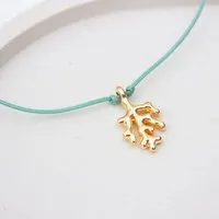 Bow & Hummingbird Bow & Hummingbird Armband auf Karte - Koralle - Ein kleiner Gruß vom Meer, Salbei, – Produktbild 1 von 1