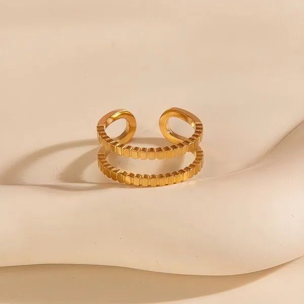 ELEKTROPULLI Größenverstellbarer DOTS DOUBLE Ring ca. Ø 17 mm von Elektropulli, Gold, – Produktbild 1 von 4