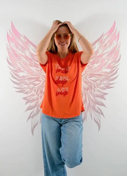 SPARKLES OF LIGHT SPARKLES OF LIGHT Boxy Shirt | THINK FEEL ACT, Gelb, – Produktbild 2 von 3