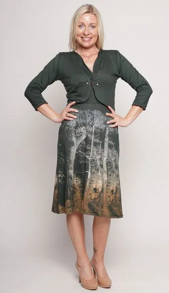 Peaces.bio - handbedruckte Biomode Peaces.bio - handbedruckte Biomode Sommerkleid Eichenträume in Waldgrün, Grün, – Produktbild 3 von 3