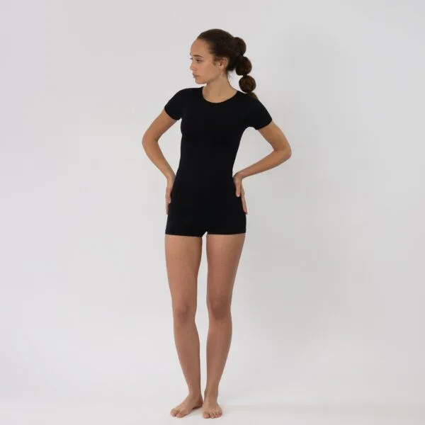 TAO Sportswear TAO Sportswear Schnelltrocknende & nahtlose Damen Funktionsboxer, Schwarz, – Produktbild 3 von 4