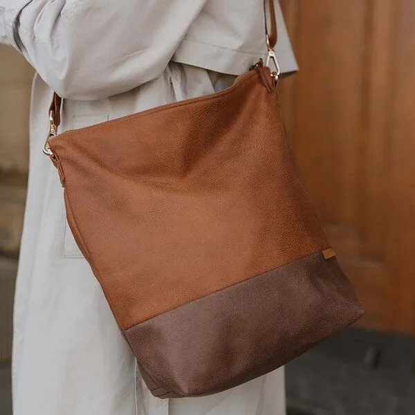 BOWLEANIES TASCHEN BOWLEANIES TASCHEN 2-in-1 Rucksacktasche aus Lederfaserstoff, Braun & dunkelbraun, – Produktbild 4 von 4