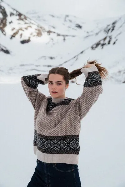 Kopyto Kopyto DACHS RWS – Damen-Wollpullover mit Beskiden-Muster, Beige-schwarz, – Produktbild 3 von 4