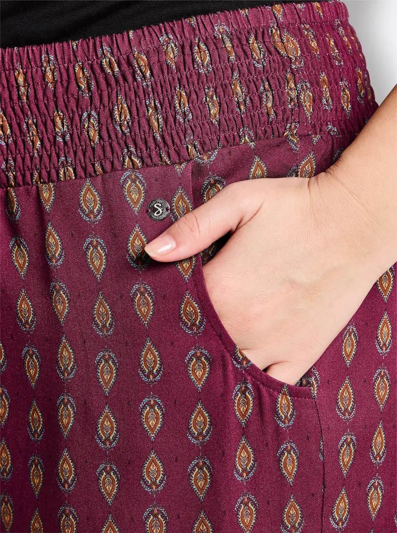 sheego Schlupfhose bordeaux-burgund-bedruckt, Bordeaux-burgund-bedruckt, – Produktbild 1 von 2
