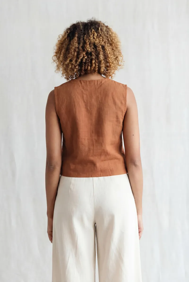 Jyoti - Fair Works Jyoti - Fair Works Damen vegan Top DIYAn Haselnussbraun, Hellbraun, – Produktbild 1 von 2