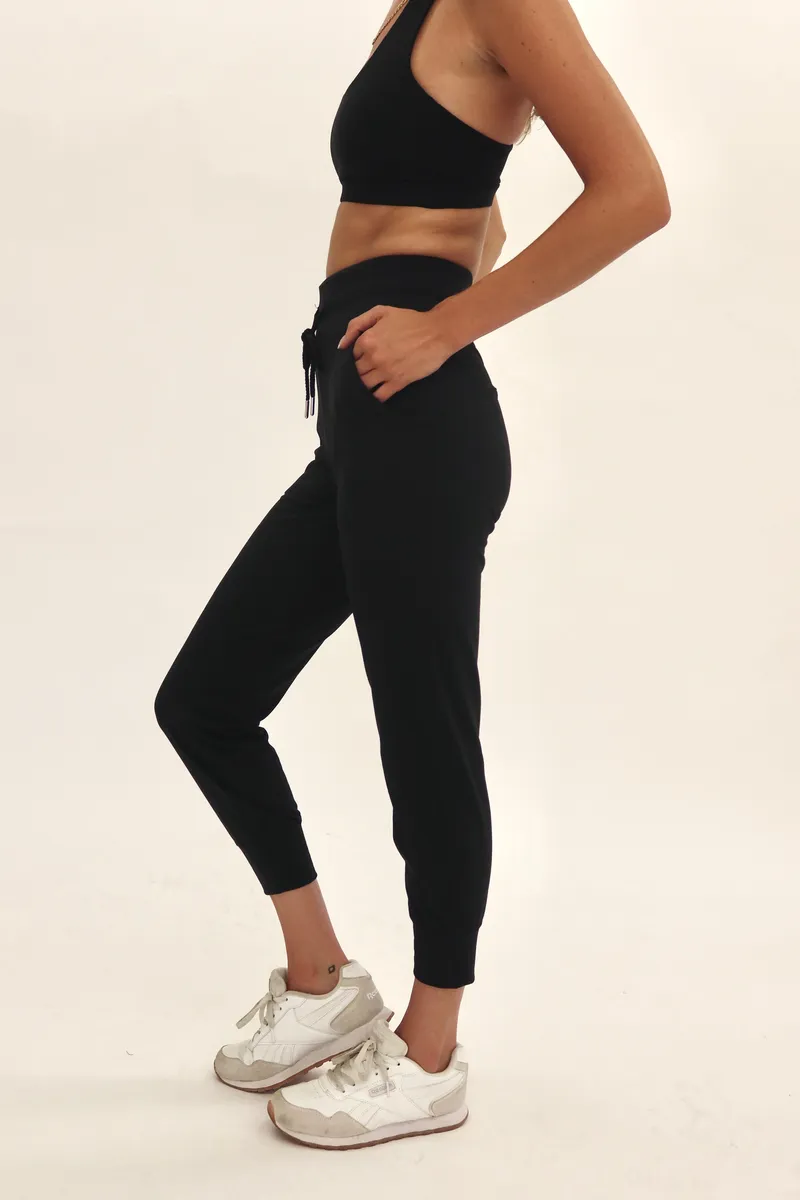 SEAAV SEAAV Damen vegan Jogginghose Essex Onyx, Schwarz, – Produktbild 2 von 2
