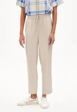 ARMEDANGELS ARMEDANGELS KAADIA TAPERED - Damen Webhose aus TENCEL x REFIBRA Lyocell – Produktbild 1 von 1