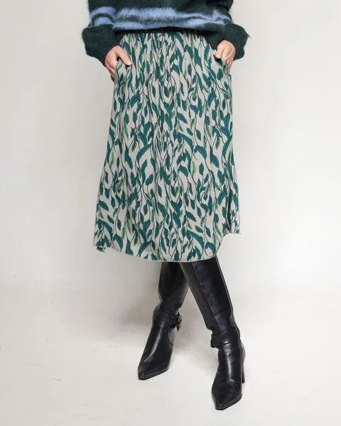 Alma & Lovis Alma & Lovis Modischer Print-Rock aus fließendem EcoVero | Leaf Skirt, Green, – Produktbild 1 von 4