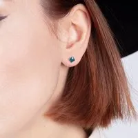 ALEXASCHA ALEXASCHA Minimalistische Keramik Ohrstecker, mini | PUREFORM – Produktbild 1 von 1