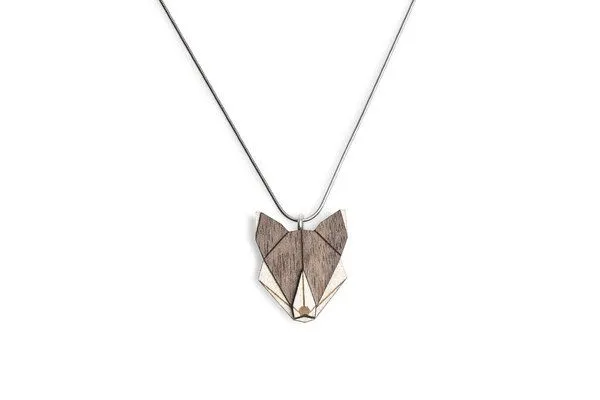 BeWooden BeWooden Halskette Wolf | Kette mit Anhänger aus Holz, Wolf, – Produktbild 4 von 4
