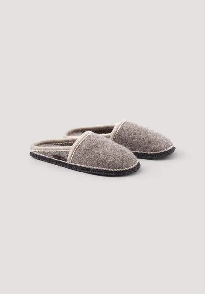 hessnatur hessnatur Filzpantoffel Rhönschaf, Steinnuss, – Produktbild 1 von 1