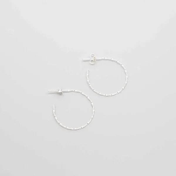 fejn jewelry fejn jewelry Set Tiny Twisted Hoops Creolen XS und M, Silber, – Produktbild 3 von 3