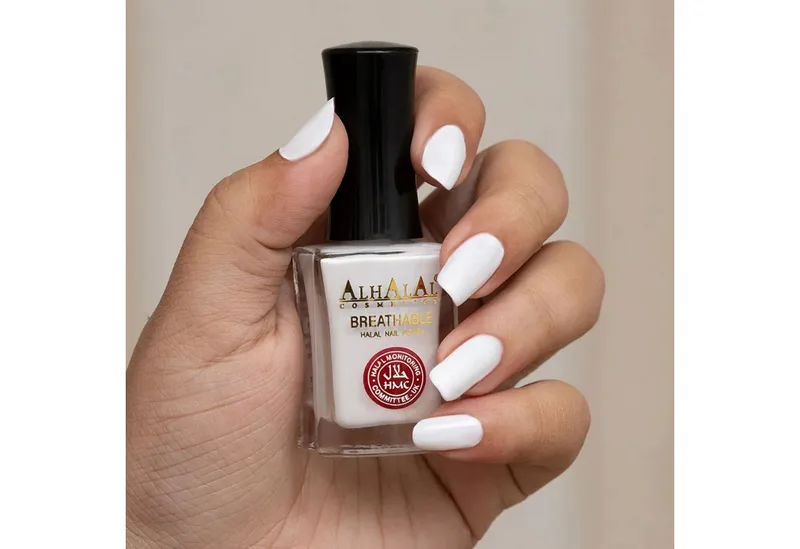 Alhalal Cosmetics Ltd. Nagellack Atmungsaktiver Halal Nagellack – alkoholfrei & wasserdurchlässig, Halal HMC-Zertifiziert,Vegan & alkoholfrei, Weiß, – Produktbild 3 von 5
