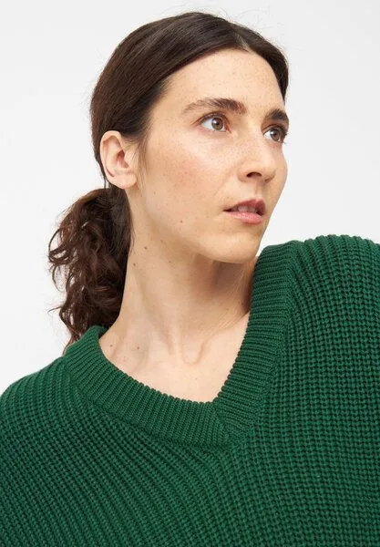 Givn Berlin Givn Berlin Damen Strickpullover mit V-Ausschnitt aus Bio-Baumwolle - ELSA, Cedar green, – Produktbild 4 von 4