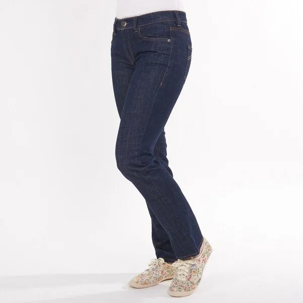 fairjeans fairjeans tiefblaue Jeans STRAIGHT NAVY, gerades Bein, mittelhoher Bund, Biobaumwolle – Produktbild 4 von 4