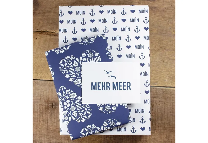 Bow & Hummingbird Bow & Hummingbird Maritimes Geschenkpapier Moin aus Recyclingpapier – Produktbild 8 von 8