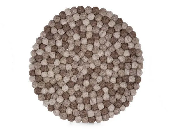 WoolFit WoolFit handgefilzte Deko aus Filzkugeln, vielseitig einsetzbar, Beige, – Produktbild 1 von 3