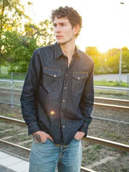 Nudie Jeans Nudie Jeans Gunnar Denim Shirt aus Biobaumwolle – Produktbild 1 von 1