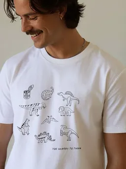 Kultgut Kultgut Weiches Shirt aus recycelter Biobaumwolle naturbelassen/ Too Hungry To Think – Produktbild 1 von 1