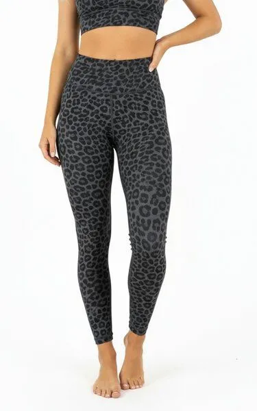 Yoga Hero Yoga Hero Leggings Leopard ecoNYL, Dunkelblau, – Produktbild 2 von 4