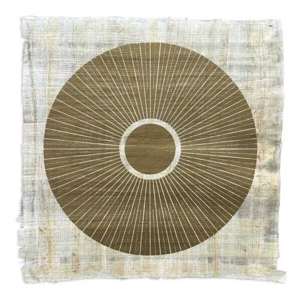 Veskor Cassiopeia Veskor Cassiopeia CENTRAL SUN PAPYRUS Sonnen Linoldruck | 24 × 24 cm | Mediumgold auf natürlichem Papyrus-Papier – Produktbild 1 von 4