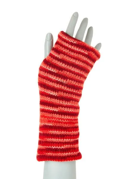 short'n'pietz short'n'pietz Schurwollhandstulpen gestreift, handgestrickt, Bordeaux rot, – Produktbild 1 von 2