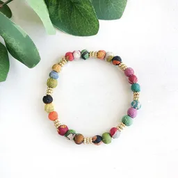 Worldfinds Worldfinds Kantha Armband Adorned – Produktbild 1 von 1