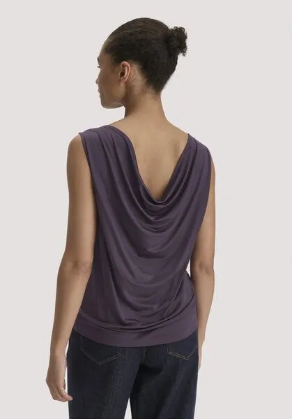 hessnatur hessnatur Jersey Top Relaxed aus TENCEL Lyocell, Dunkle traube, – Produktbild 1 von 3