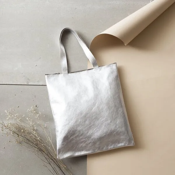 ELEKTROPULLI Ledertasche FIRU von ElektroPulli, Silber, – Produktbild 1 von 4