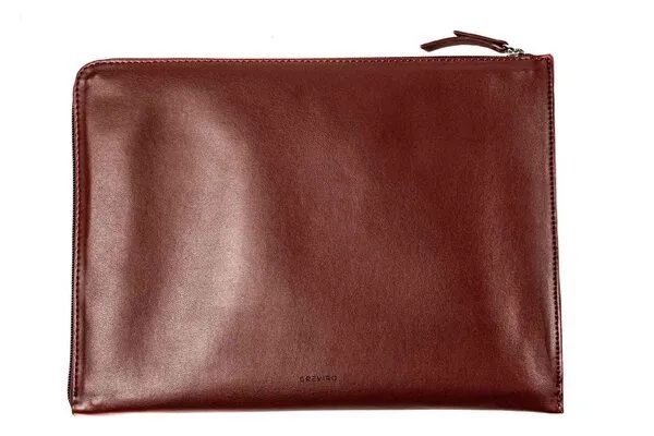 GREVIRO GREVIRO Laptop & Device Tasche aus Kaktusleder (vegan) - für MacBook, iPad, Surface, Galaxy & HP EliteBook bis 14", Bordeaux, – Produktbild 2 von 3