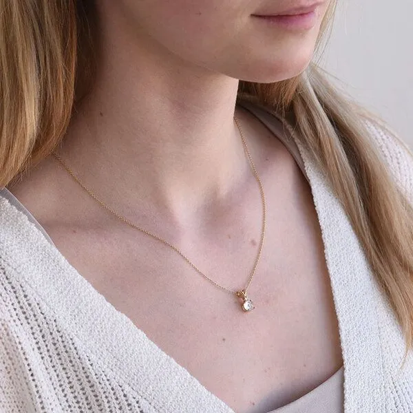 Eppi Eppi Goldener Anhänger mit Rosenquarz und Diamant Timotei – Produktbild 2 von 4