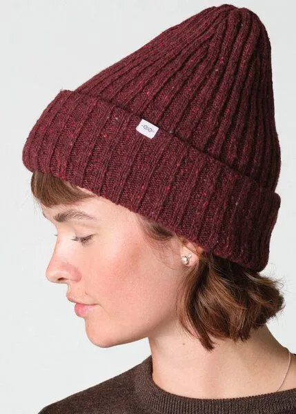 Klitmøller Collective Klitmøller Collective Melierter Beanie aus Wolle, Burgundy (rot), – Produktbild 1 von 2