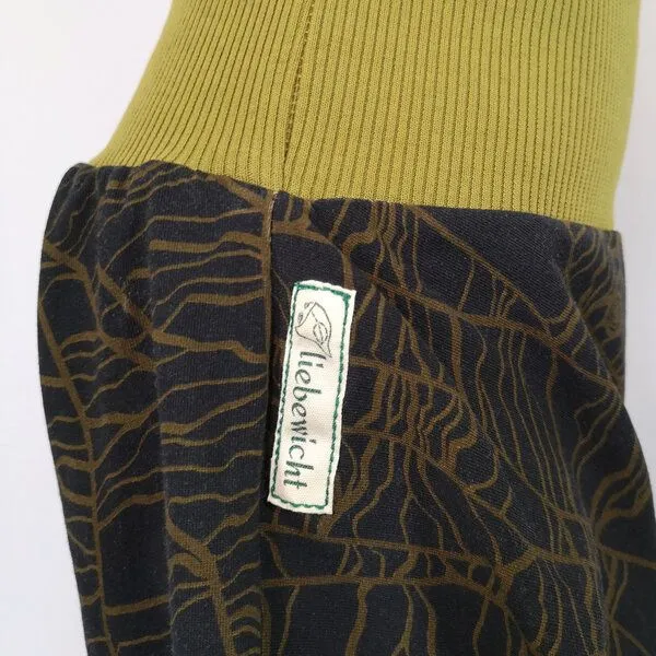 liebewicht liebewicht Yogahose Pumphose Bio Jersey "KaktusHerz" mit Bündchen nach Wahl, Braun/grün, – Produktbild 3 von 3