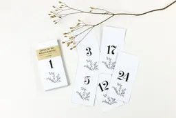 STUDIO KARAMELO STUDIO KARAMELO Adventskalender Zahlen Anhänger | floral | Recyclingpapier – Produktbild 1 von 1