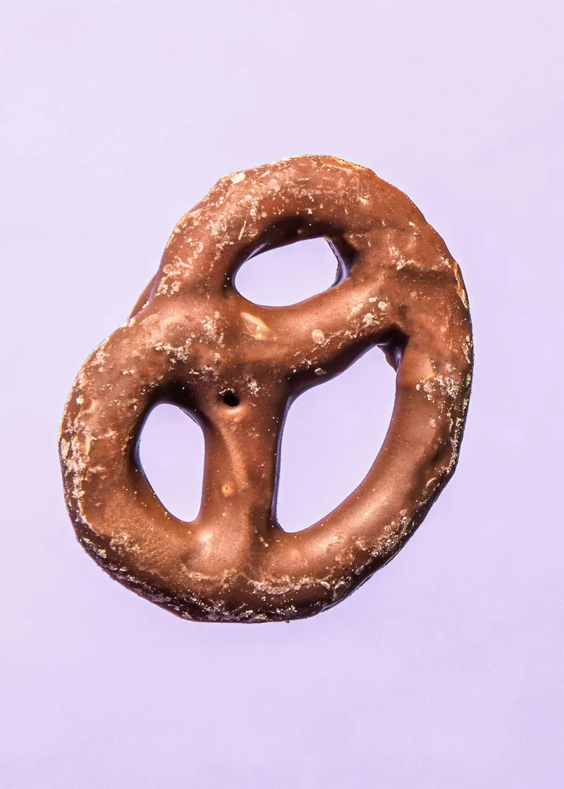 KoRo Schokobrezeln in Vollmilchschokolade | 1 kg – Produktbild 5 von 5
