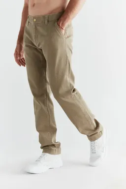 Evermind Evermind Herren vegan Denim Chinos Tonal Wash Karibik Grün – Produktbild 1 von 1