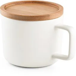 hi!dea™ hi!dea™ FANGIO. Tasse aus Keramik 220ml mit Deckel aus Bambus, der als Untersetzer dient – Produktbild 1 von 1