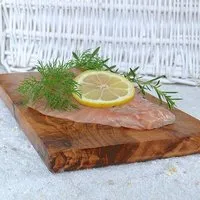 Olivenholz erleben Olivenholz erleben Räucherbrett eckig (ca. 25 x 15 cm) aus Olivenholz – Produktbild 1 von 1
