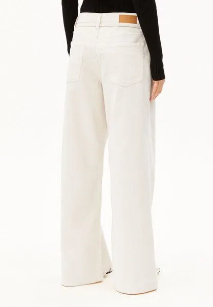 ARMEDANGELS ARMEDANGELS ASTRAEAAS CORDUROY Damen Cordhose aus Bio-Baumwoll Mix, Oatmilk, – Produktbild 2 von 4
