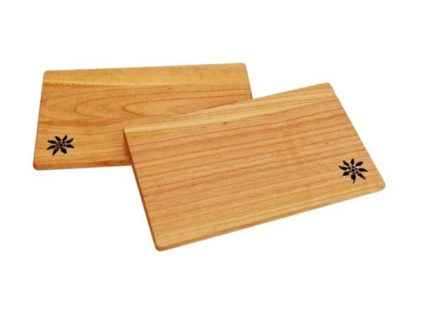 ReineNatur ReineNatur Edelweiß Brettchen aus Kirschholz - Größe: 26x15x1 cm – Produktbild 1 von 1
