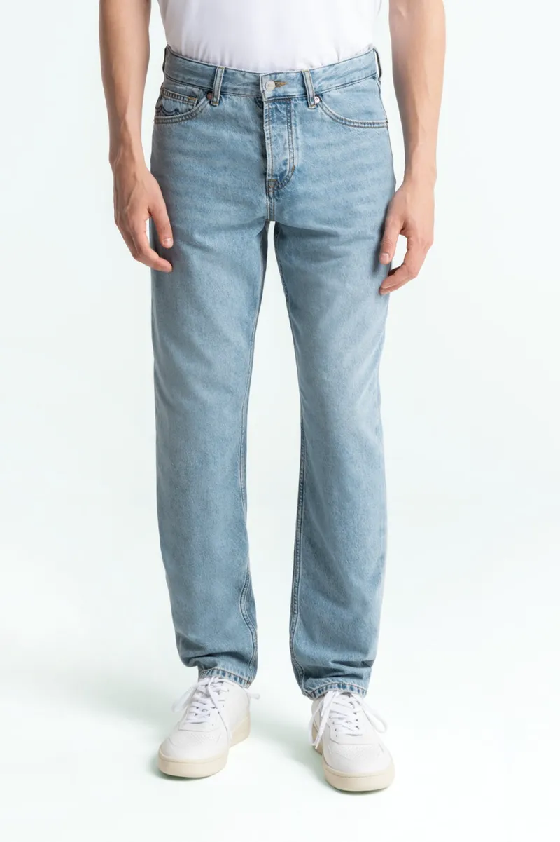 Kings Of Indigo Kings of Indigo Herren vegan Jeans Sushan Cindy Light Washed Blau, Hellblau, – Produktbild 2 von 2