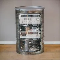 Lockengelöt Lockengelöt HiFi Vitrine aus einem Hamburger Ölfass, Ringbrüniert, – Produktbild 2 von 3