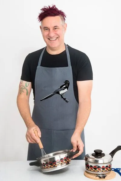 Hirschkind Hirschkind Bio- & Fair-Trade-Schürze "Elster" handgewebt, Grau, – Produktbild 1 von 3