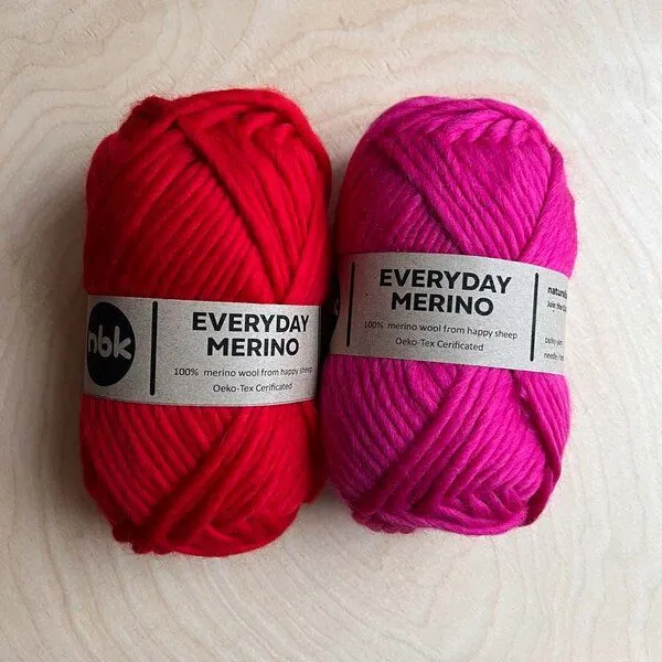 PANAPUFA PANAPUFA Merino-Seidengarn Wolle, Fuschia rosa, – Produktbild 2 von 2