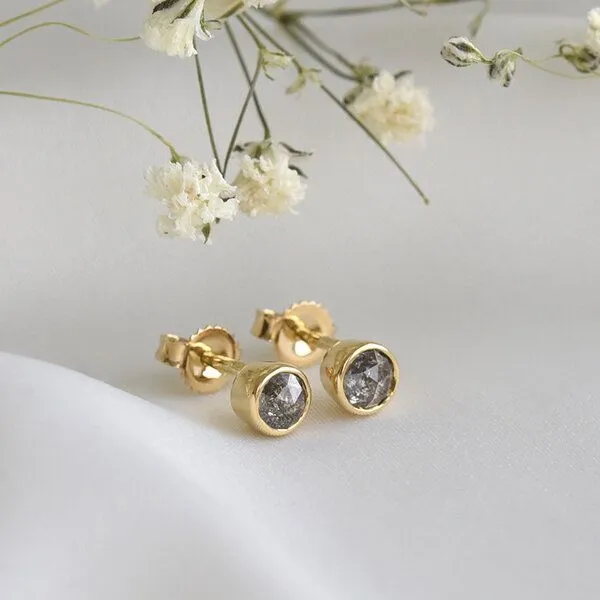 Eppi Eppi Goldene Ohrringe mit 0.52ct Salt'n'Pepper Diamanten Gledina, Gold, – Produktbild 3 von 3