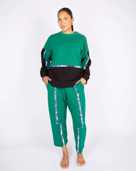 ÆVRIL ÆVRIL Unisex Sweatshirt // Tobiume Print, Emerald, Black // Bio-Baumwolle – Produktbild 3 von 4