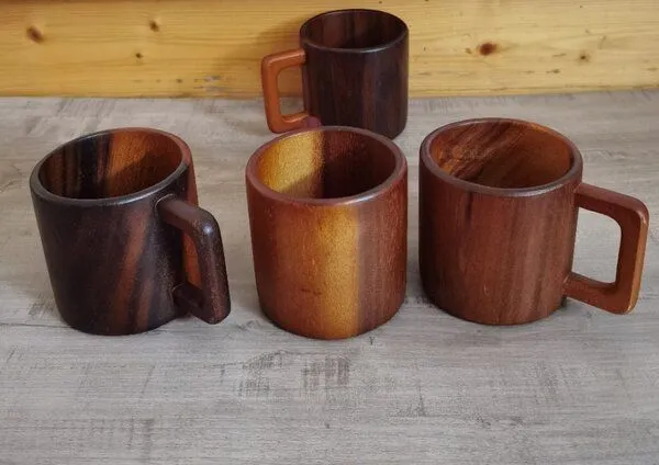 BY COPALA BY COPALA Kaffeetasse aus Holz, handgefertigter Becher aus Akazie, Cappuccino Tasse – Produktbild 1 von 4